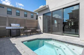 Beautiful 4 Bed3.5 Bath with Jacuzzi